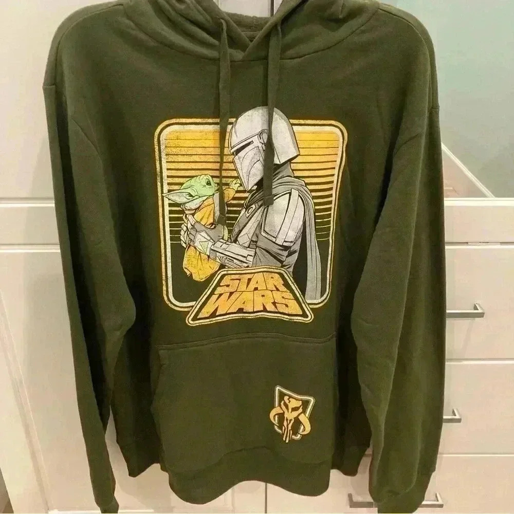 Disney Star Wars The Mandalorian and Grogu Hoodie Size Medium New With Tags